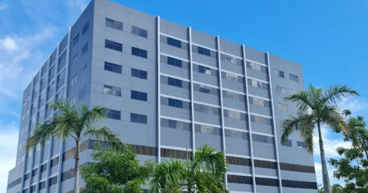 Bacolod Building Photo